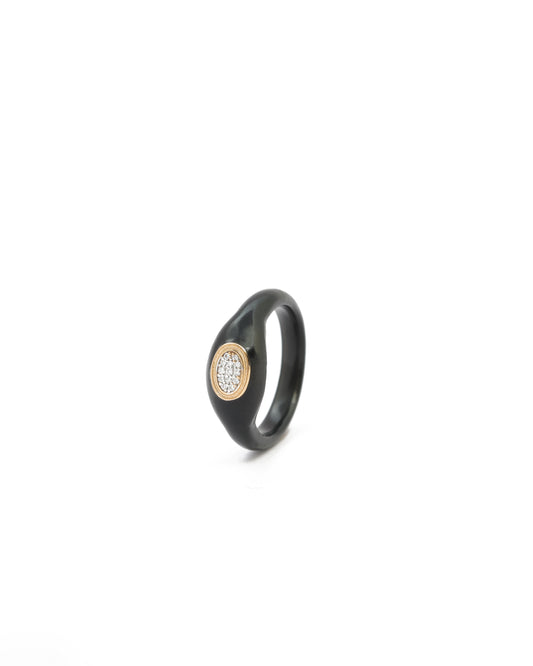 Oval Design Ring