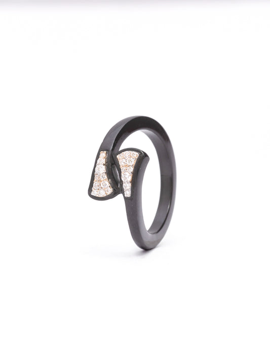 Black Ring29