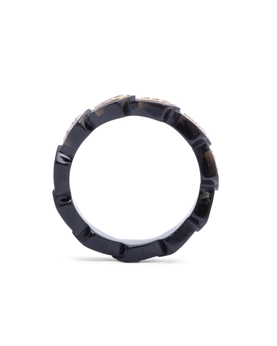Black Ring24