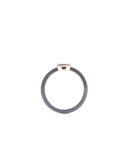Black Ring32